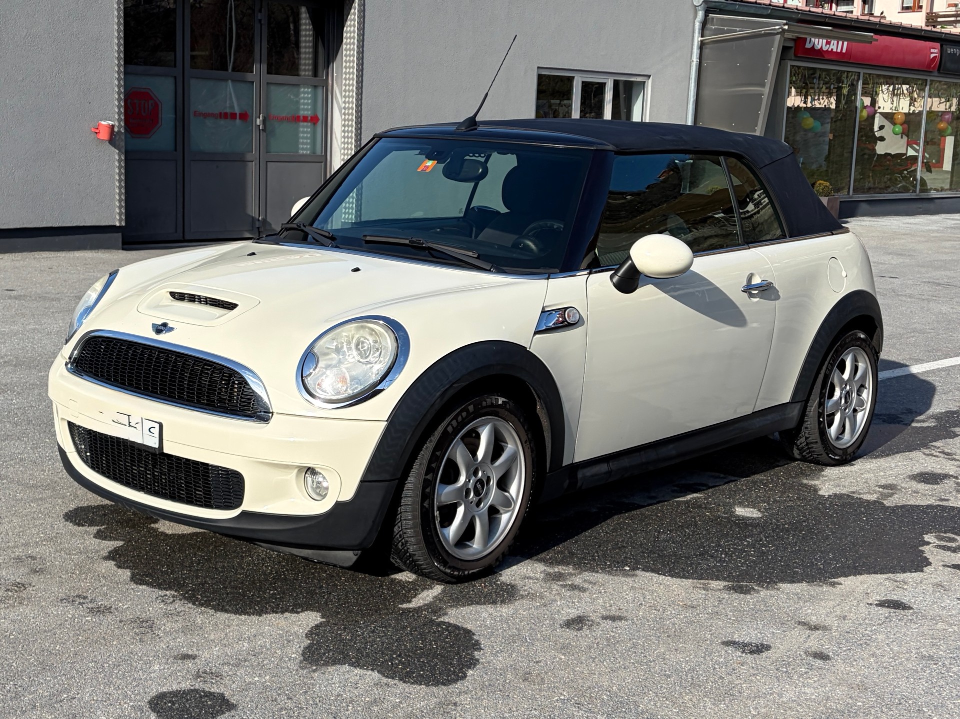 MINI Cooper S-image-0