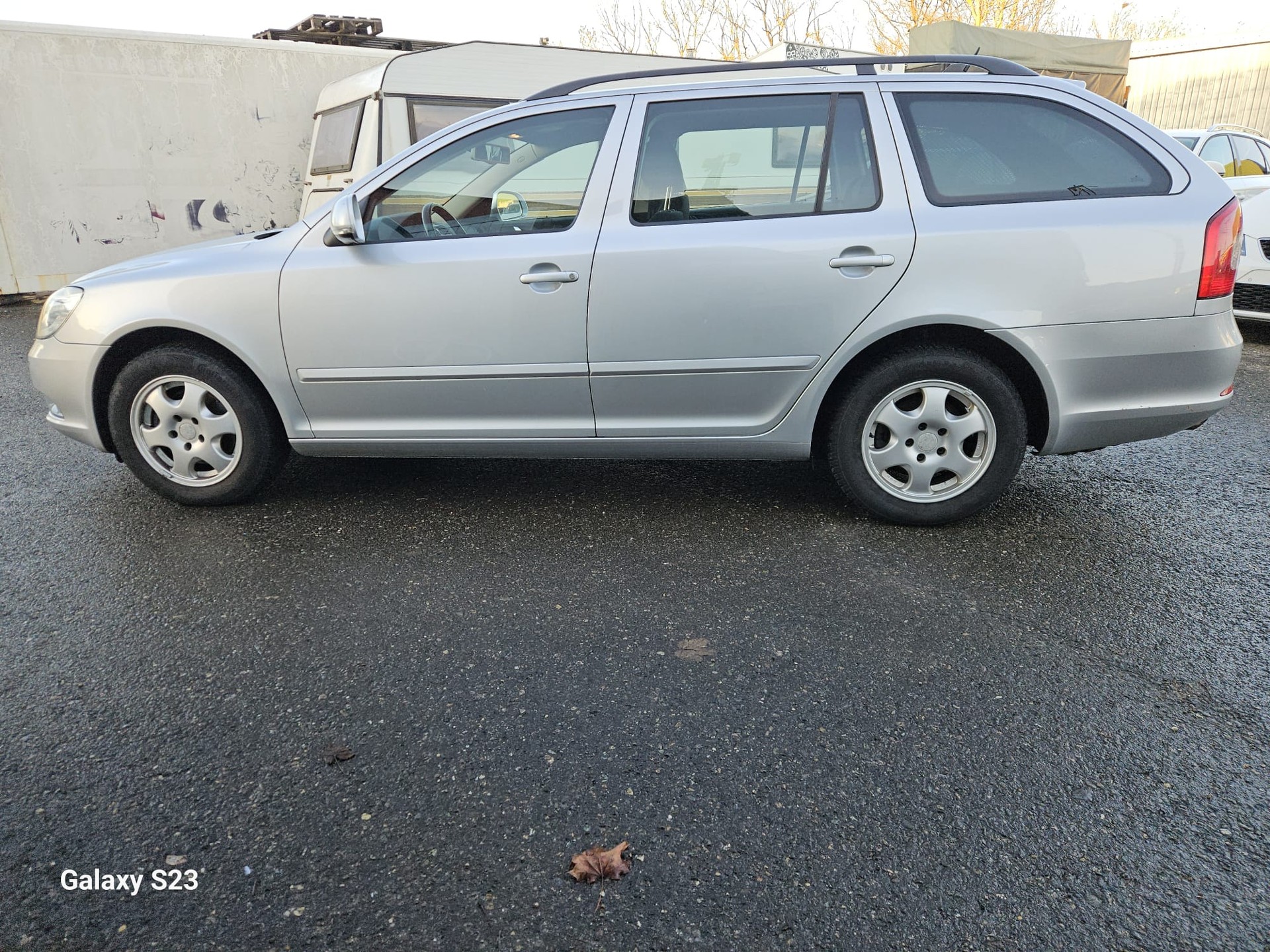 SKODA Octavia Combi 2.0 TDI Ambition 4x4 DSG-image-1
