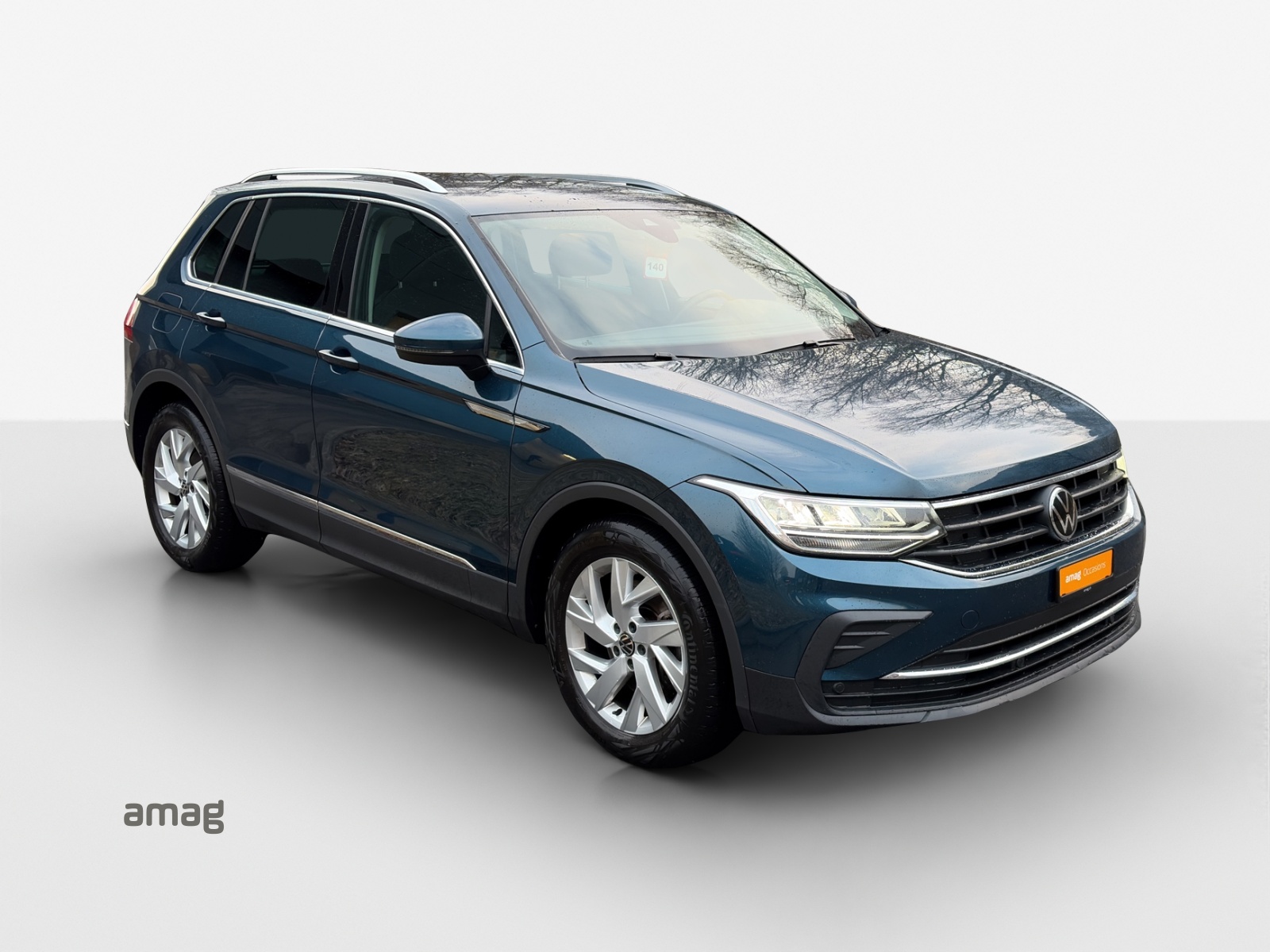 VW Tiguan 2.0TSI Life 4Motion DSG-image-5