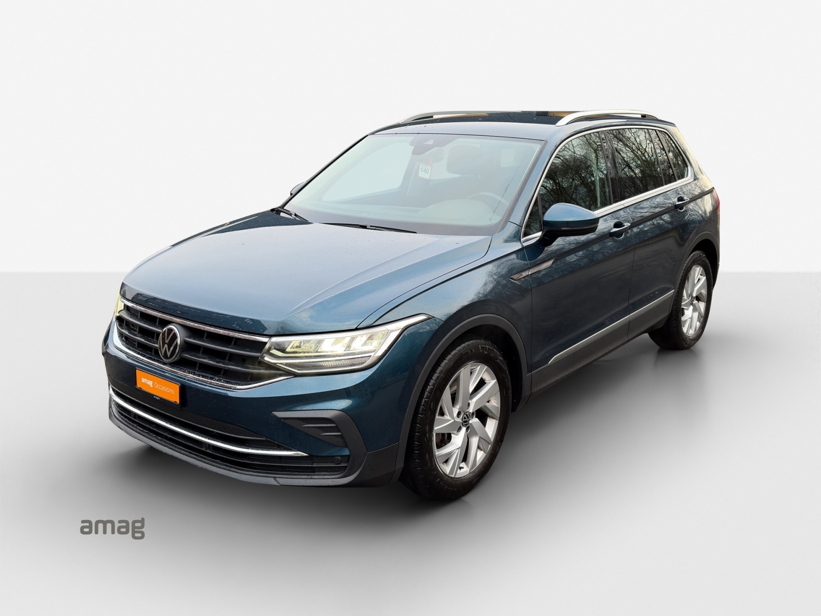 VW Tiguan 2.0TSI Life 4Motion DSG-image-0