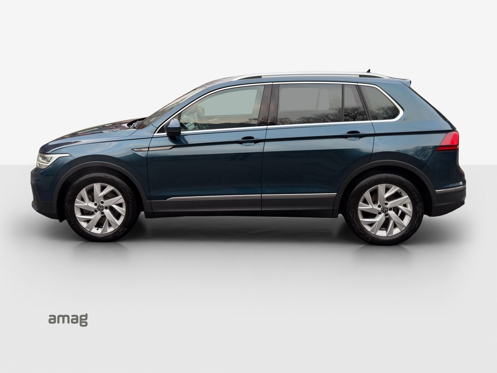 VW Tiguan 2.0TSI Life 4Motion DSG-image-1