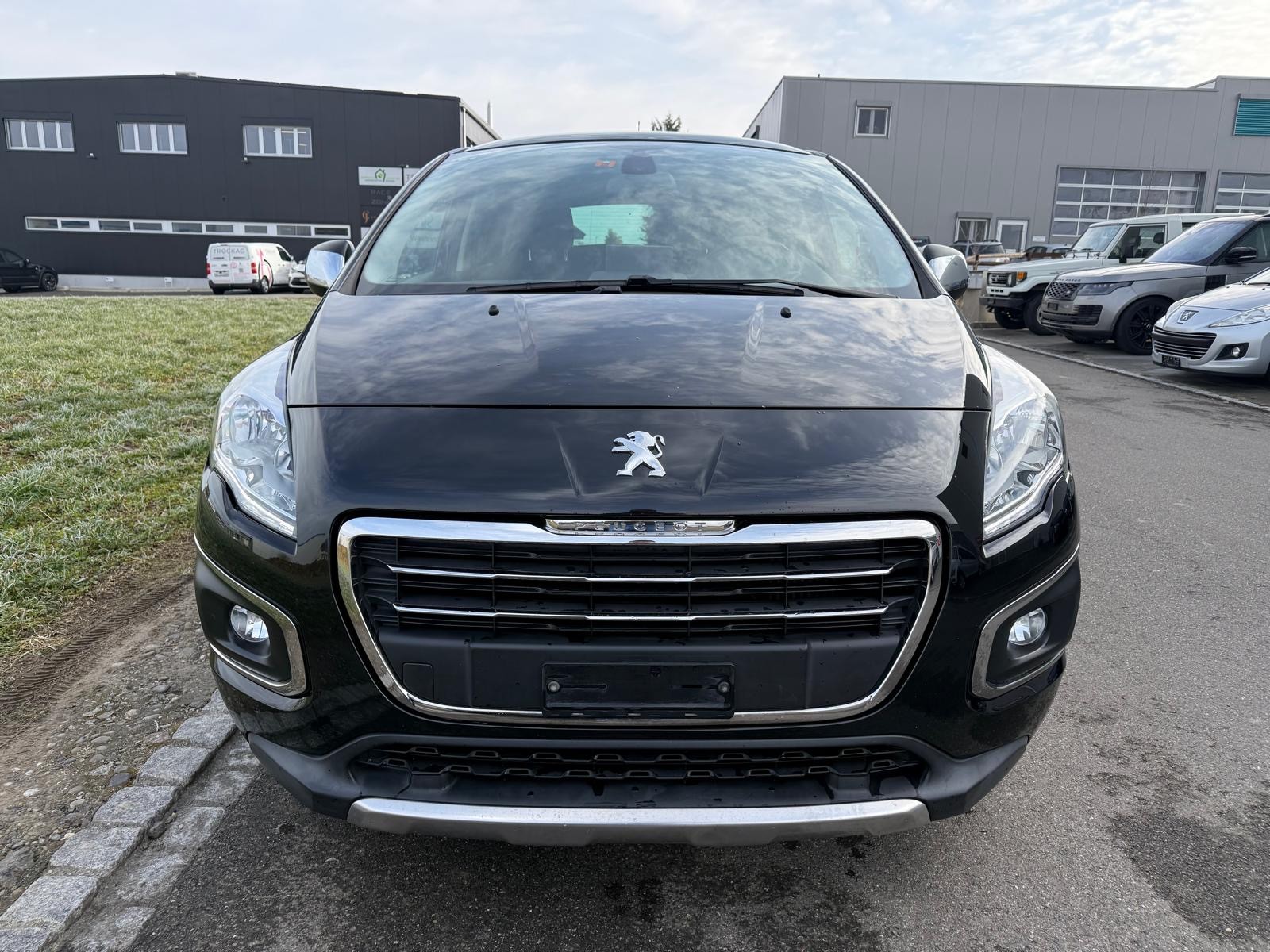 PEUGEOT 3008 2.0 HDI Style Tiptronic-image-1