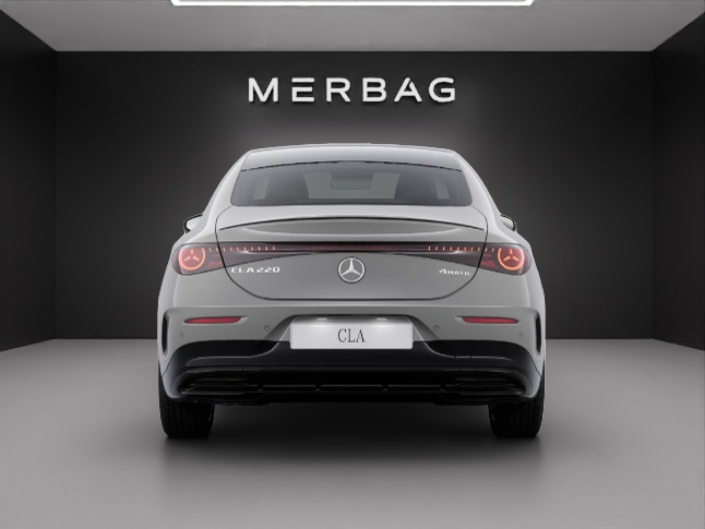 MERCEDES-BENZ CLA 220 8G-DCT 4Matic-image-2