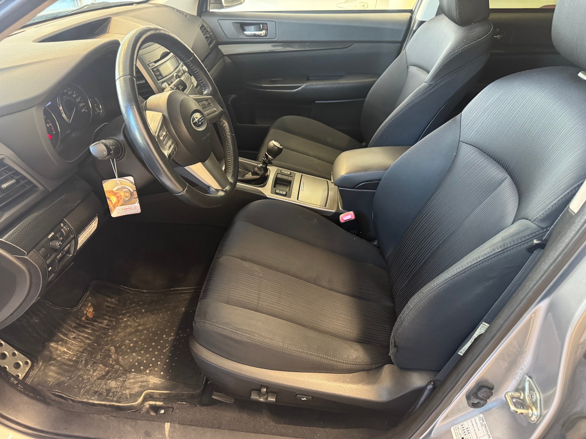 SUBARU Legacy 2.0D Limited S AWD-image-9