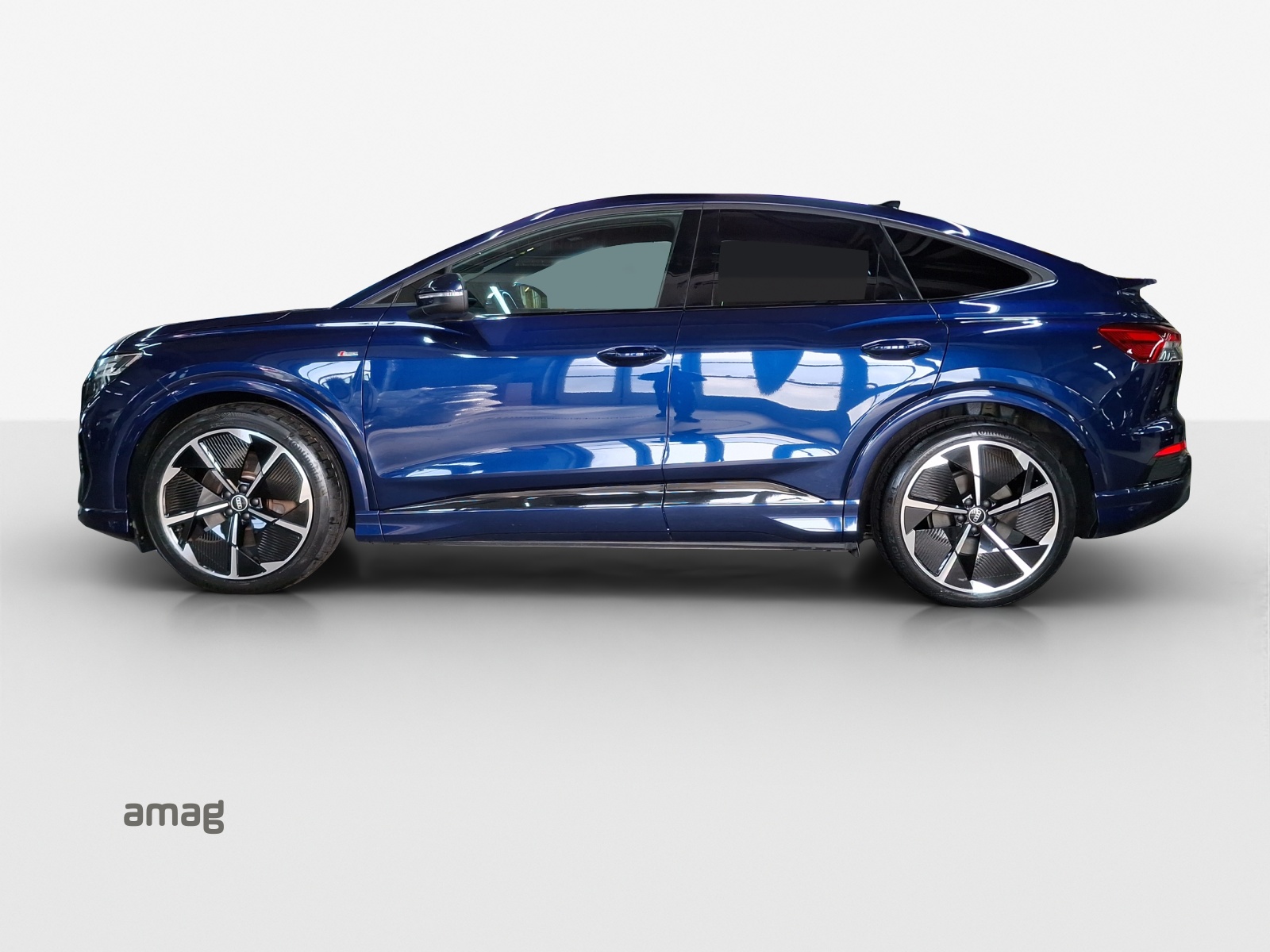 AUDI Q4 Sportback e-tron 50 quattro-image-1