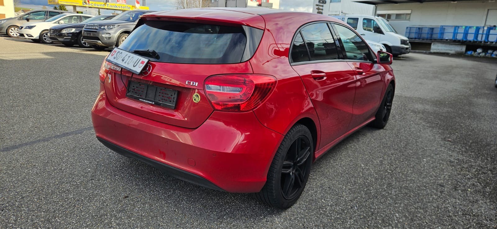MERCEDES-BENZ A 200 CDI-image-9