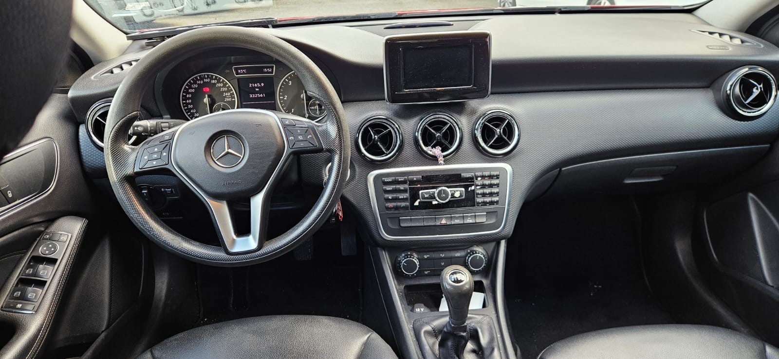 MERCEDES-BENZ A 200 CDI-image-8