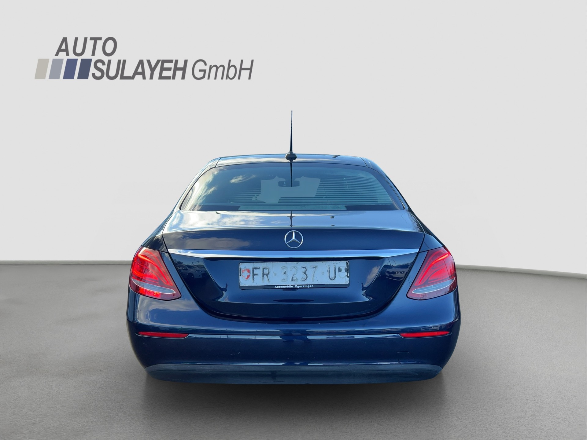 MERCEDES-BENZ E200 D 9G TRONIC-image-19