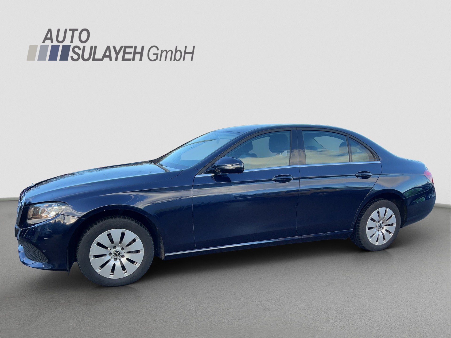 MERCEDES-BENZ E200 D 9G TRONIC-image-15