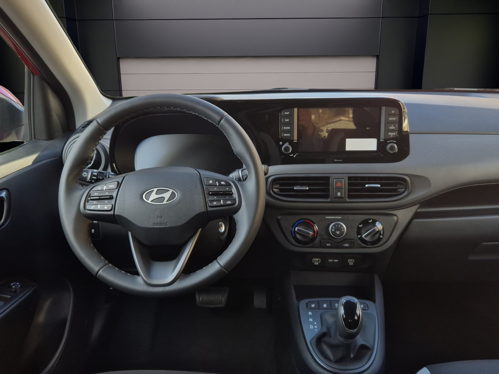 HYUNDAI i10 1.2 Amplia Aut.-image-5