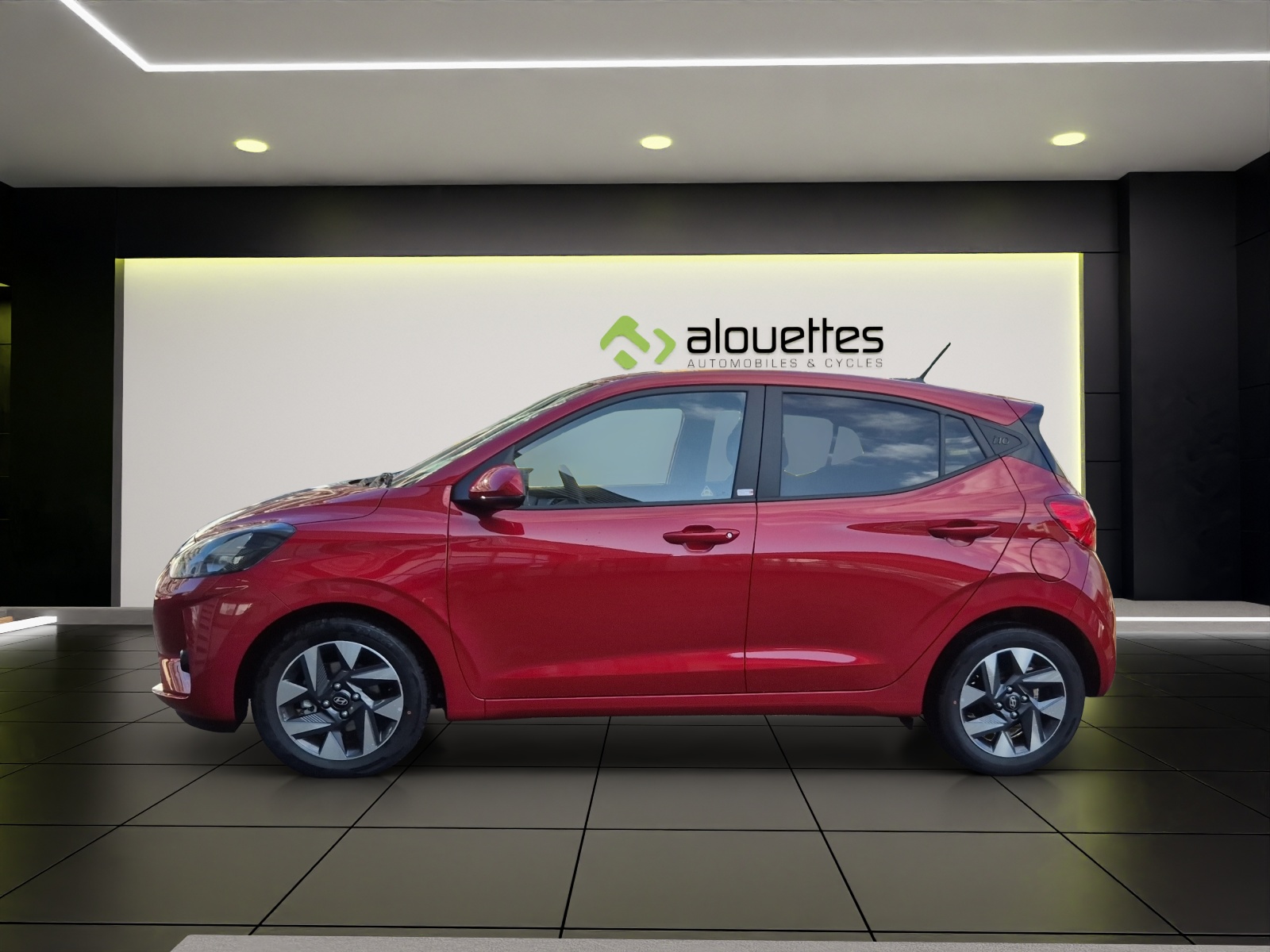HYUNDAI i10 1.2 Amplia Aut.-image-1