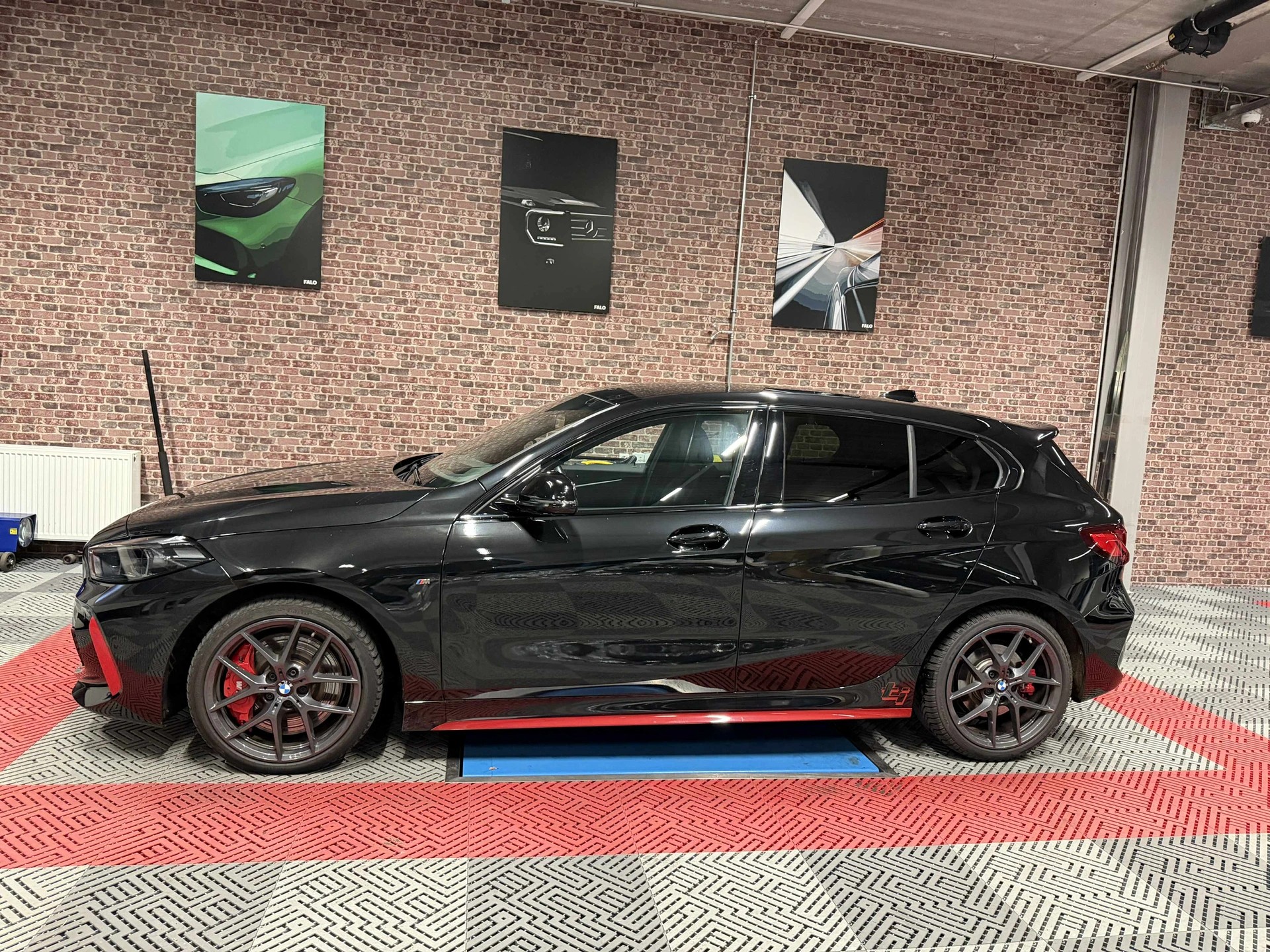 BMW 128ti M Sport Pro Steptronic-image-1