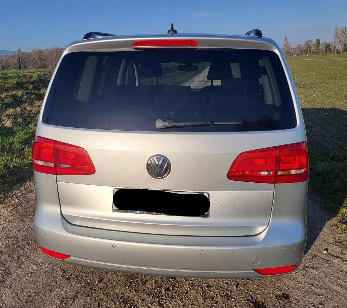 VW Touran 1.4 TSI EcoFuel Comfortline DSG-image-4