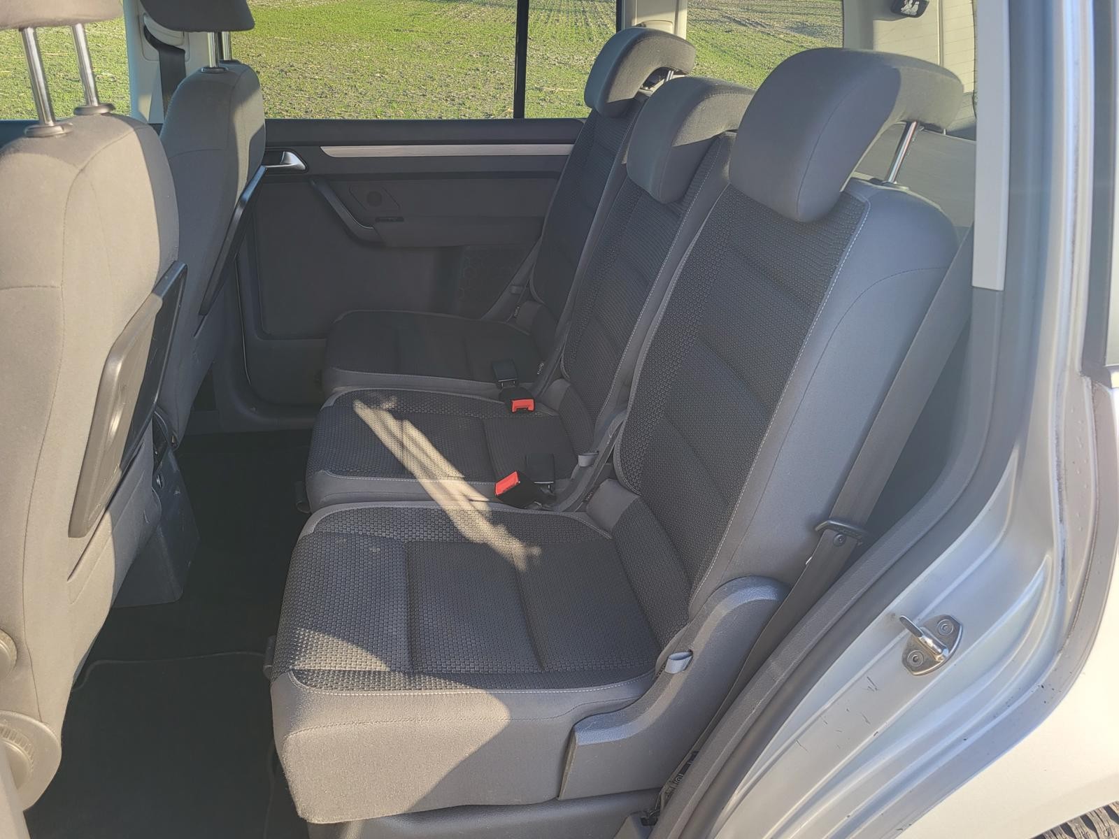 VW Touran 1.4 TSI EcoFuel Comfortline DSG-image-7
