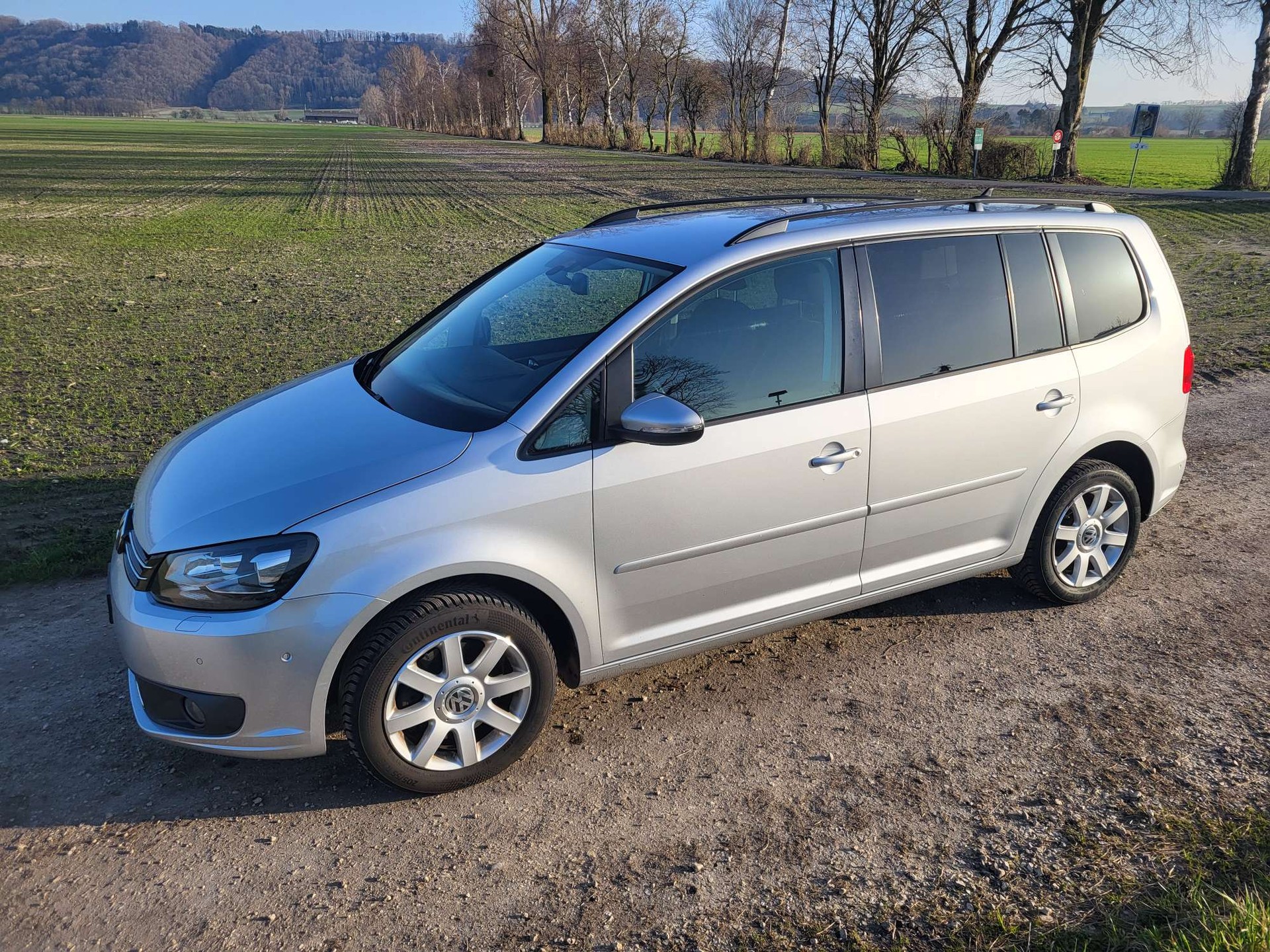 VW Touran 1.4 TSI EcoFuel Comfortline DSG-image-2