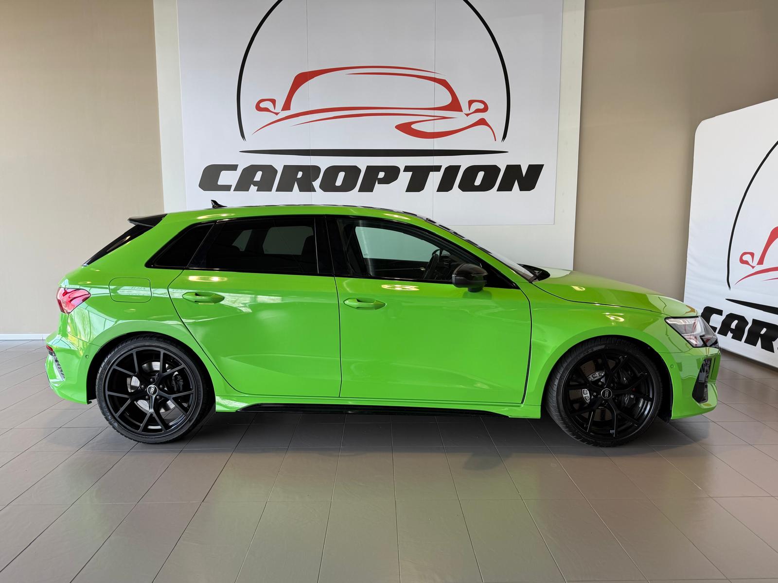 AUDI RS3 Sportback 2.5 TSI quattro S-tronic-image-4
