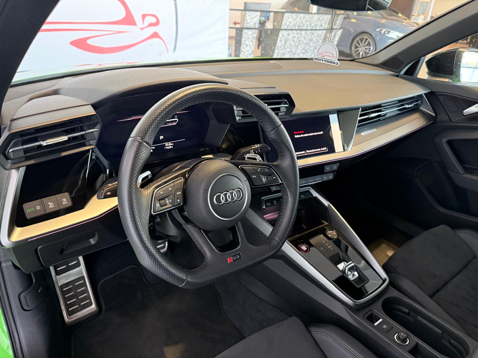 AUDI RS3 Sportback 2.5 TSI quattro S-tronic-image-18