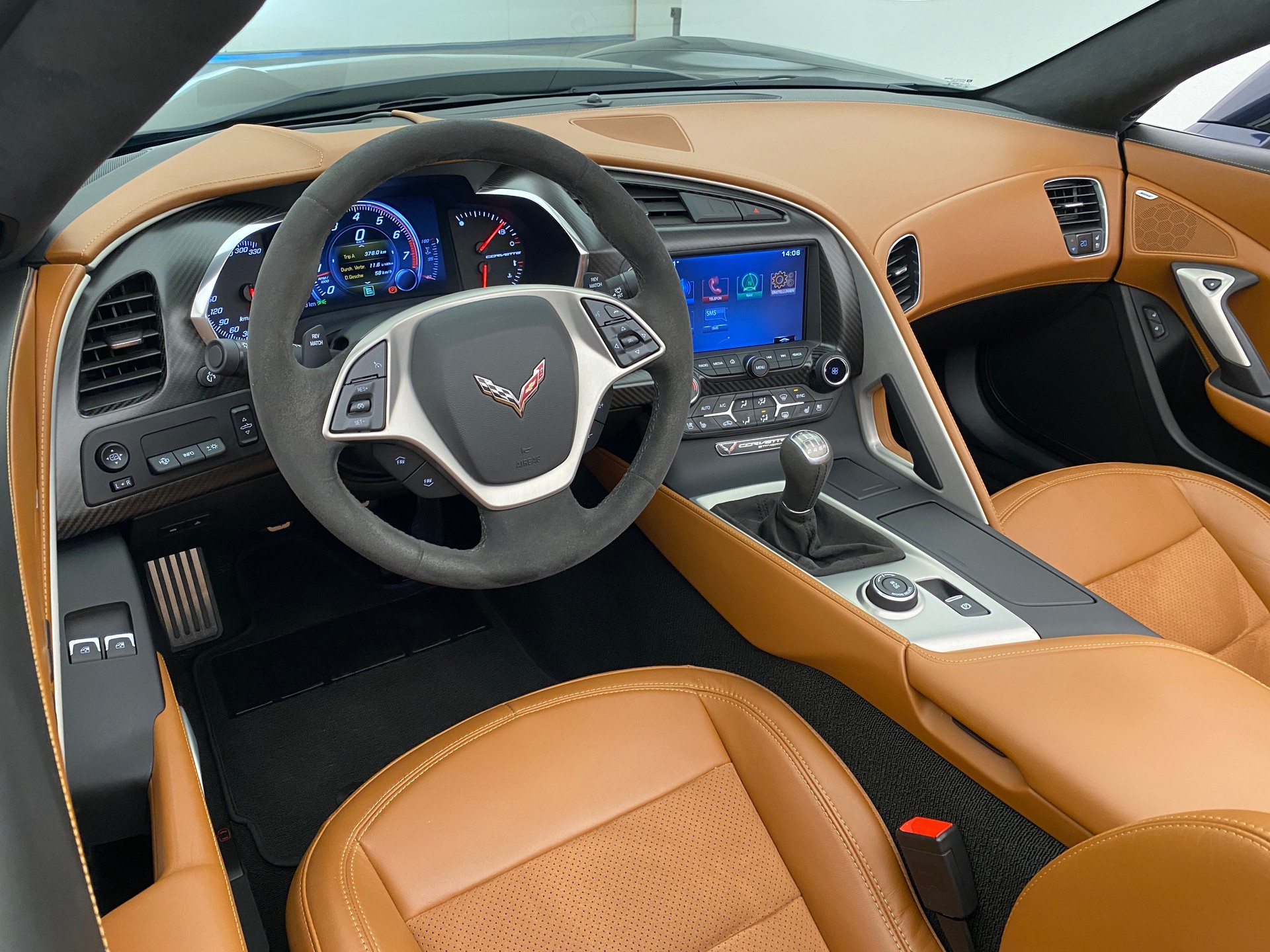 CHEVROLET Corvette C7 Stingray 3LT Convertible-image-9