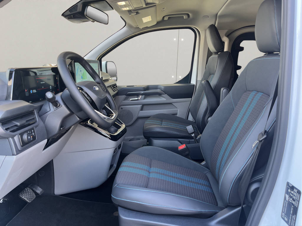 FORD Tourneo Custom 320 L1 2.0 EcoBl Sport 170 PS AWD-image-17