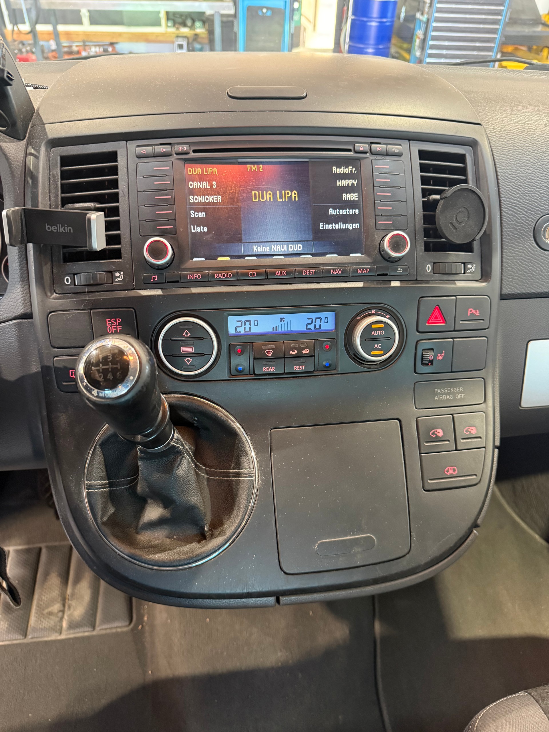 VW Multivan UNITET Comfortline 4 Motion-image-10