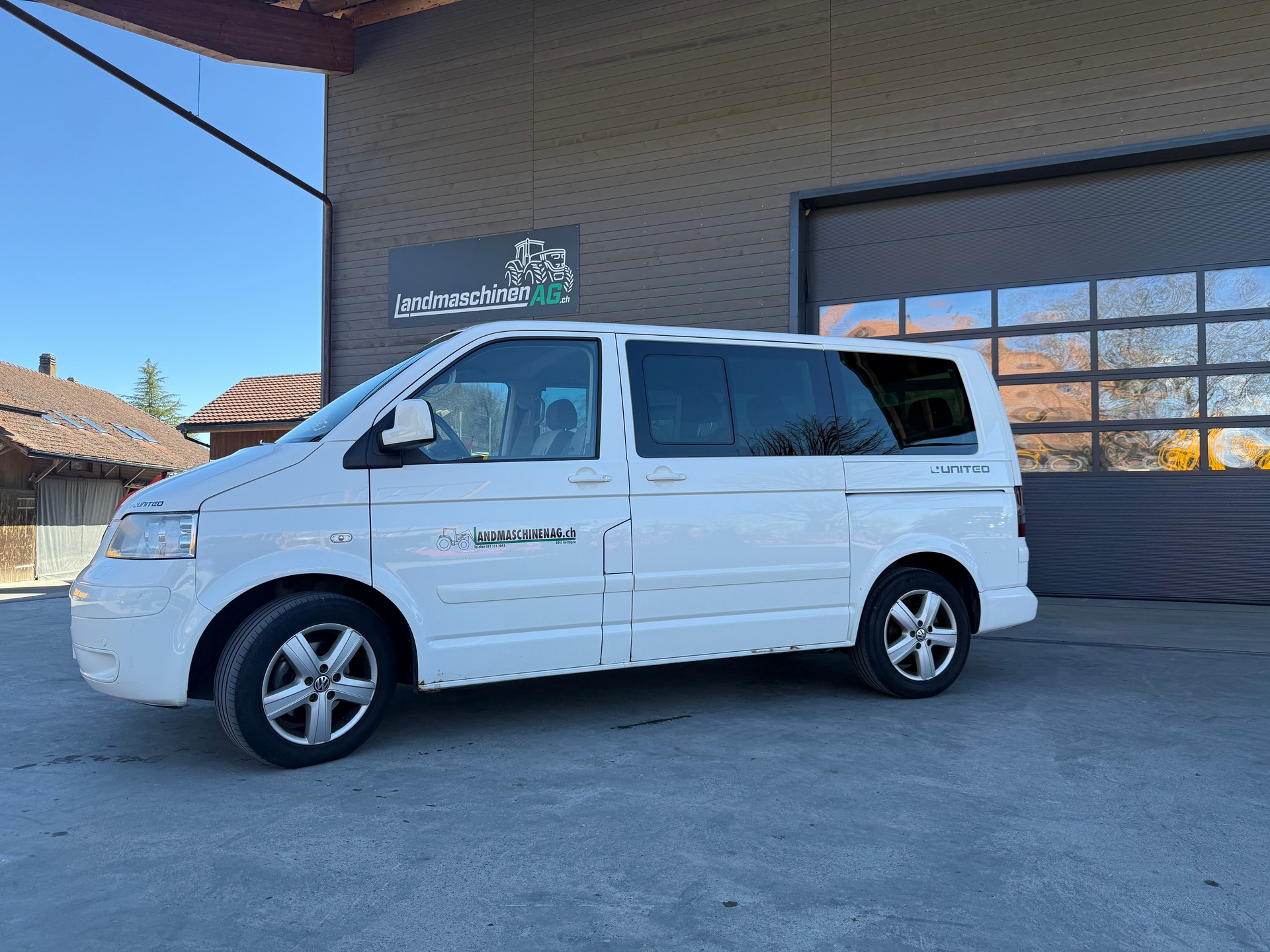VW Multivan UNITET Comfortline 4 Motion-image-0