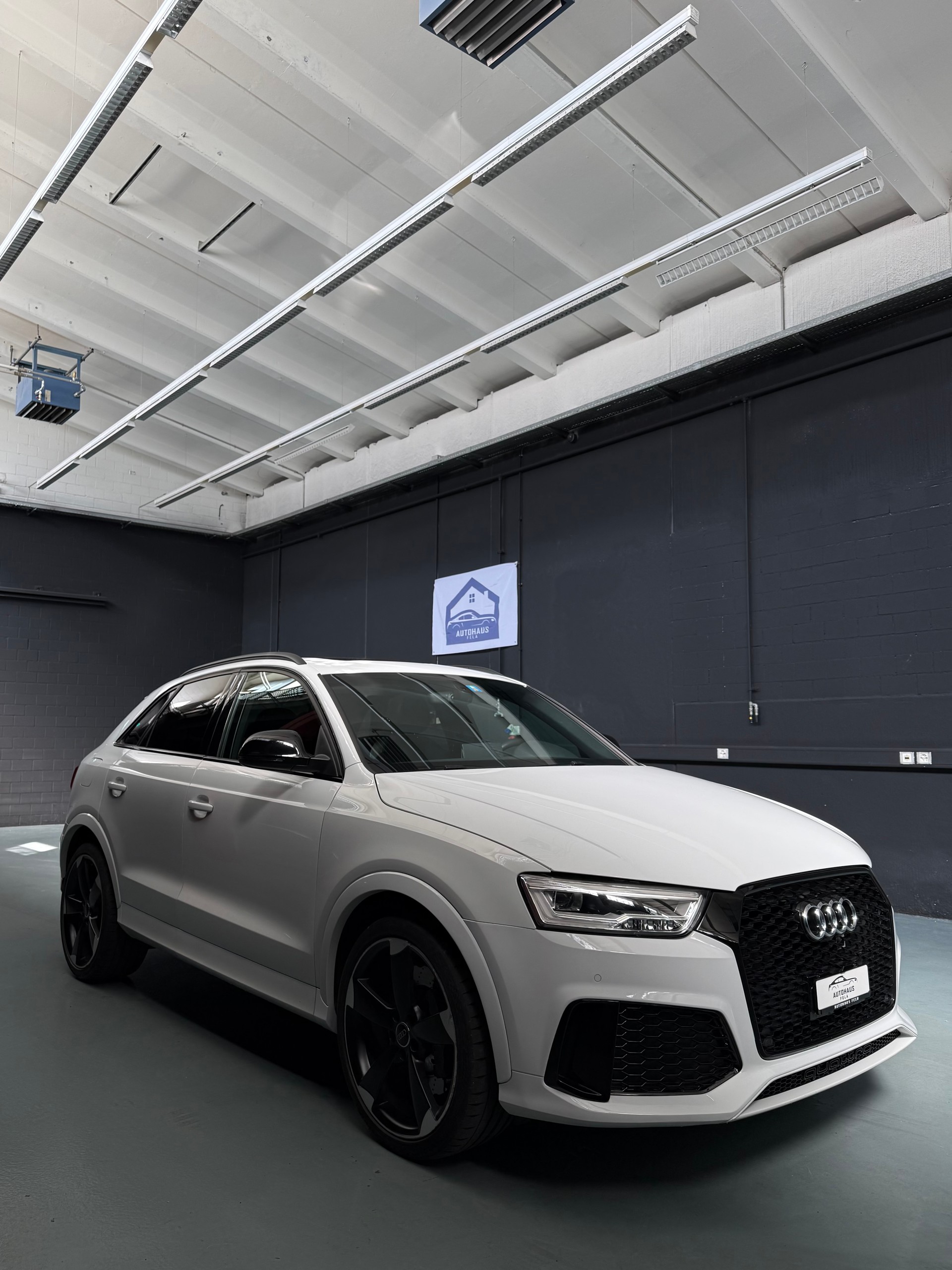 AUDI RS Q3 Performance-image-0