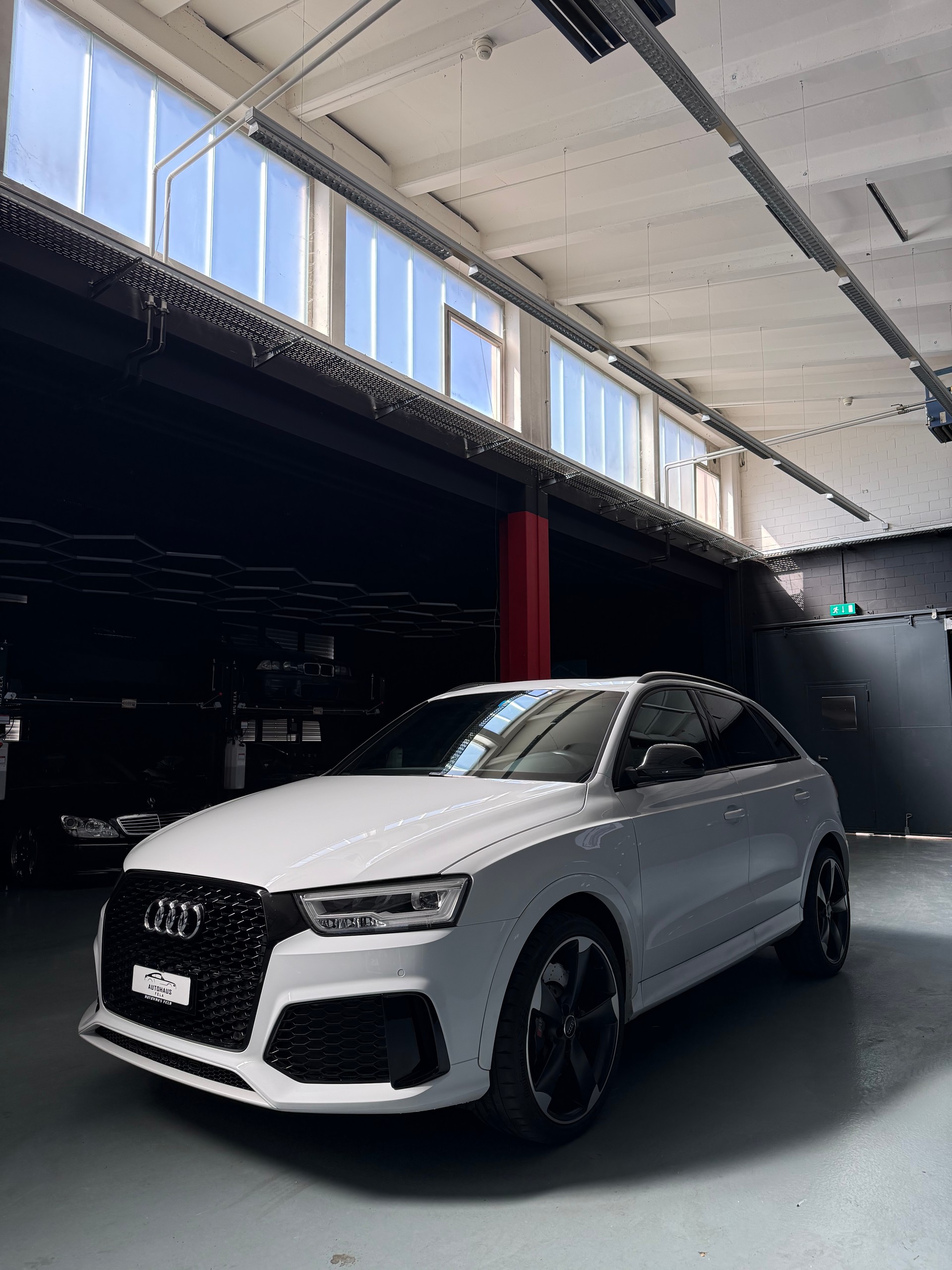 AUDI RS Q3 Performance-image-2