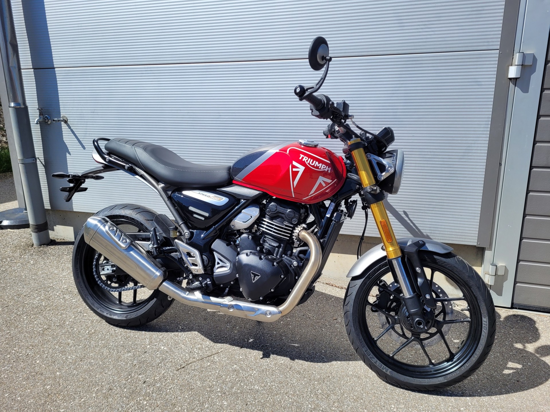 TRIUMPH Speed 400