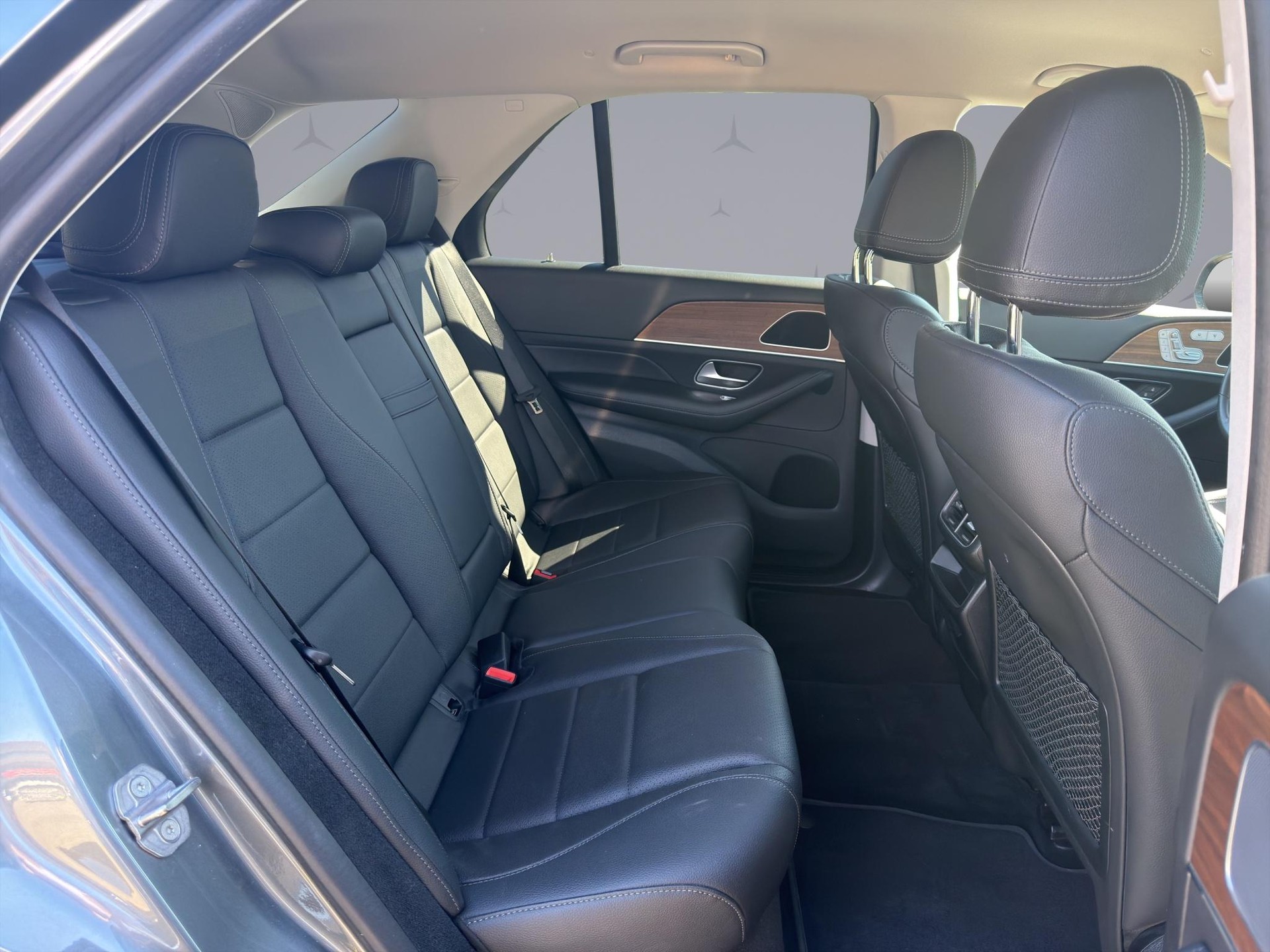 MERCEDES-BENZ GLE 450 4matic-image-18