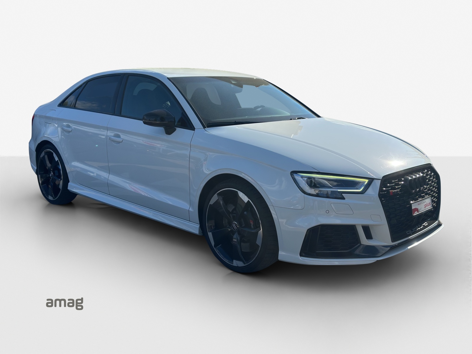 AUDI RS3 Limousine 2.5 TSI quattro S-tronic-image-5