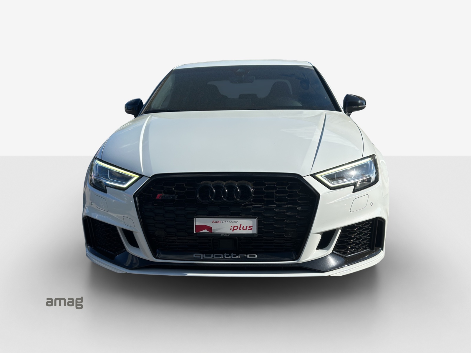 AUDI RS3 Limousine 2.5 TSI quattro S-tronic-image-6