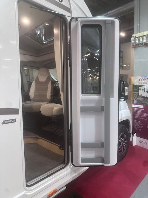 GIOTTILINE COMPACT CX 66 Premiere Edition Fiat Automatik 8G-Fiat-Securuty Pack-Hubbett-image-10