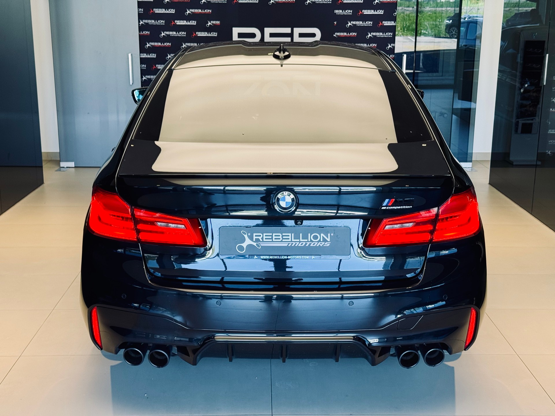 BMW M5 xDrive Competition Drivelogic-image-4