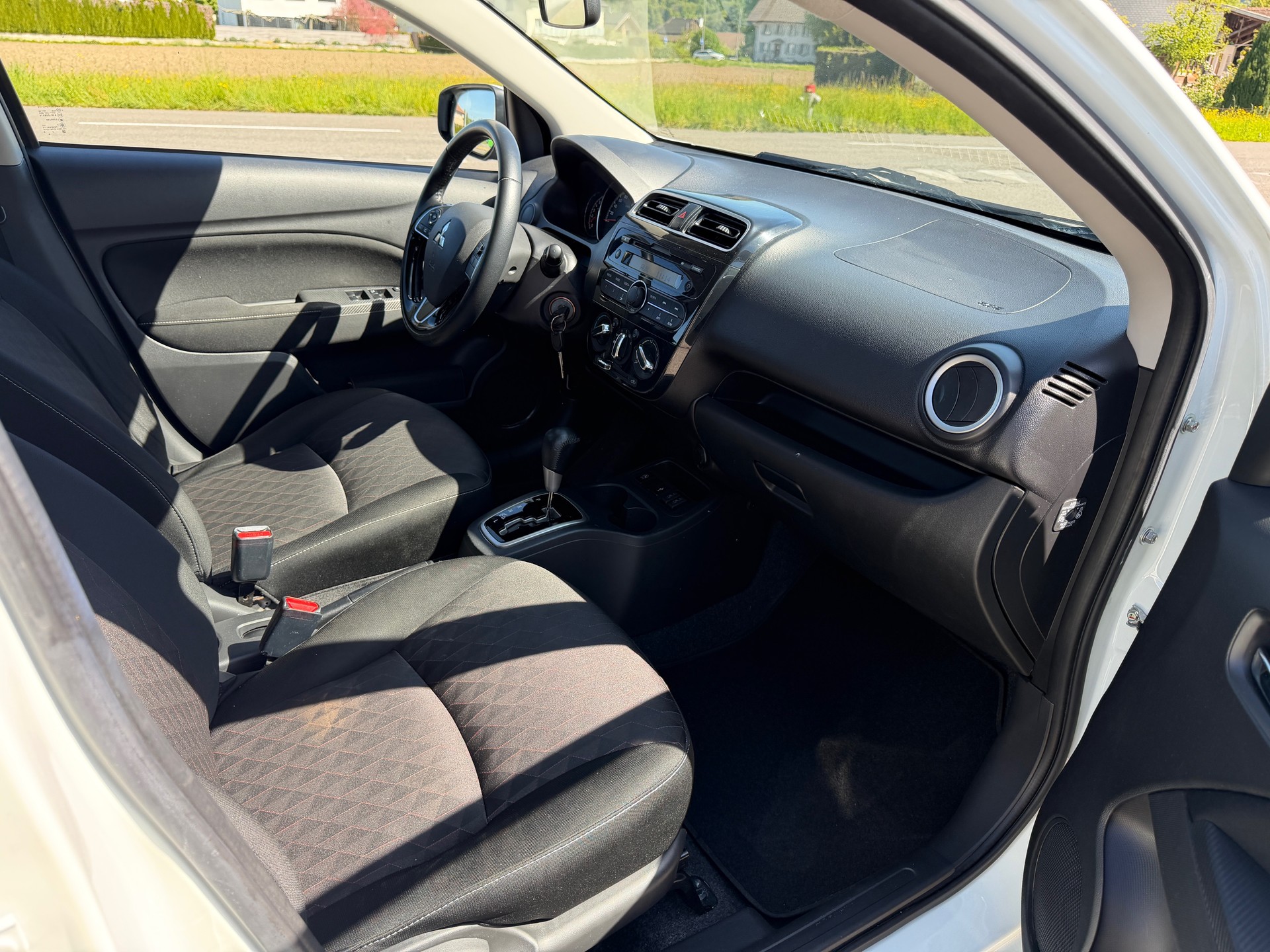 MITSUBISHI Space Star 1.2 Style CVT-image-8