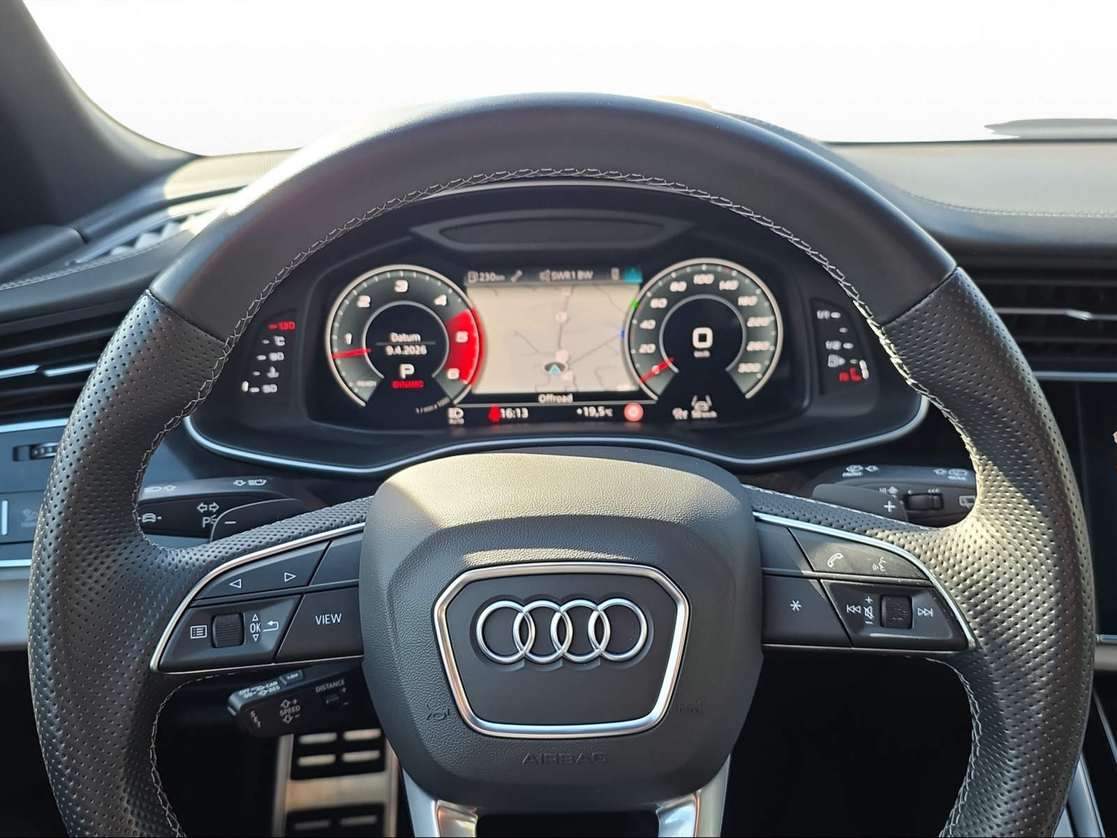 AUDI Q8 50 TDI Black Edition quattro tiptronic-image-4