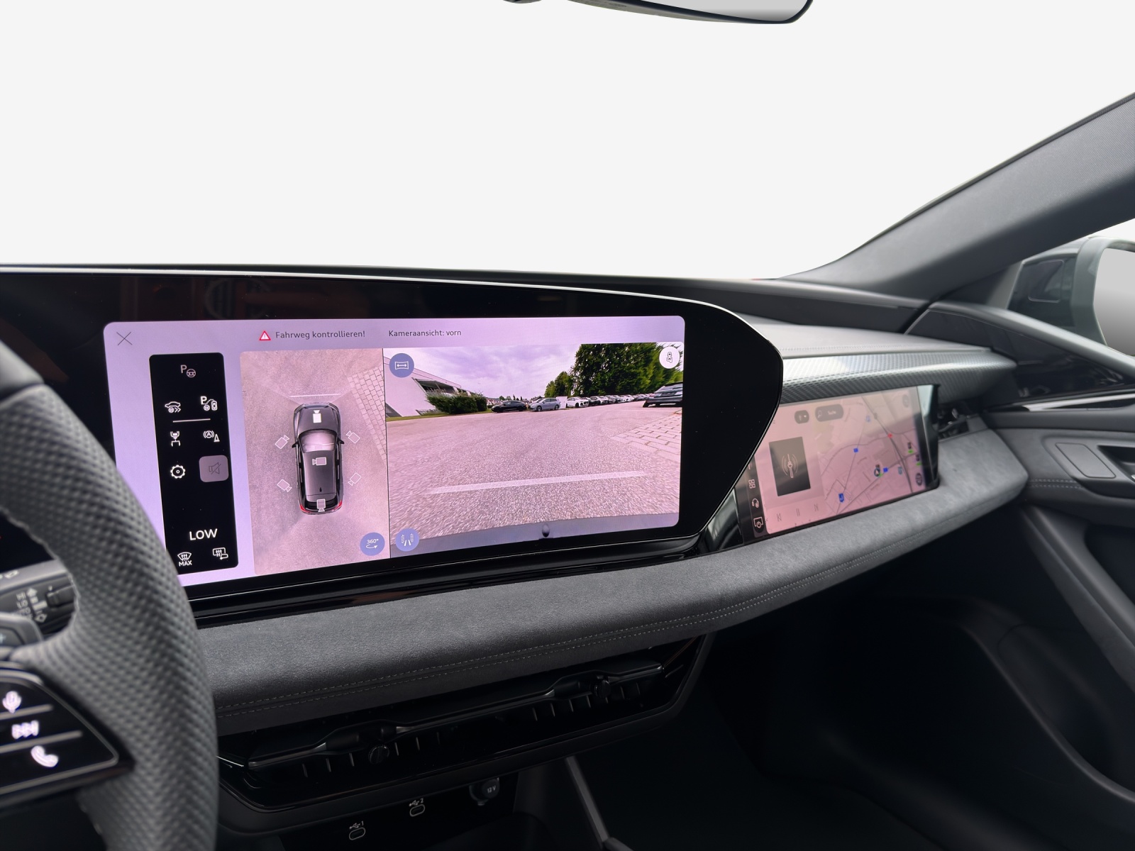 AUDI A6 Avant e-tron quattro-image-15