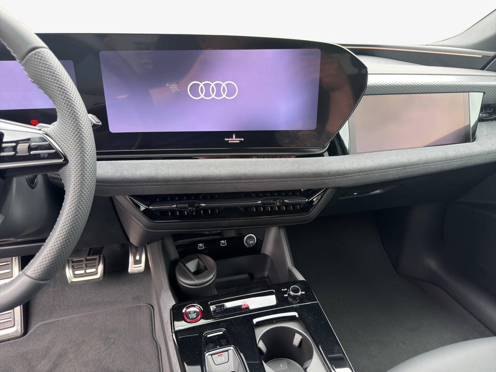 AUDI A6 Avant e-tron quattro-image-10