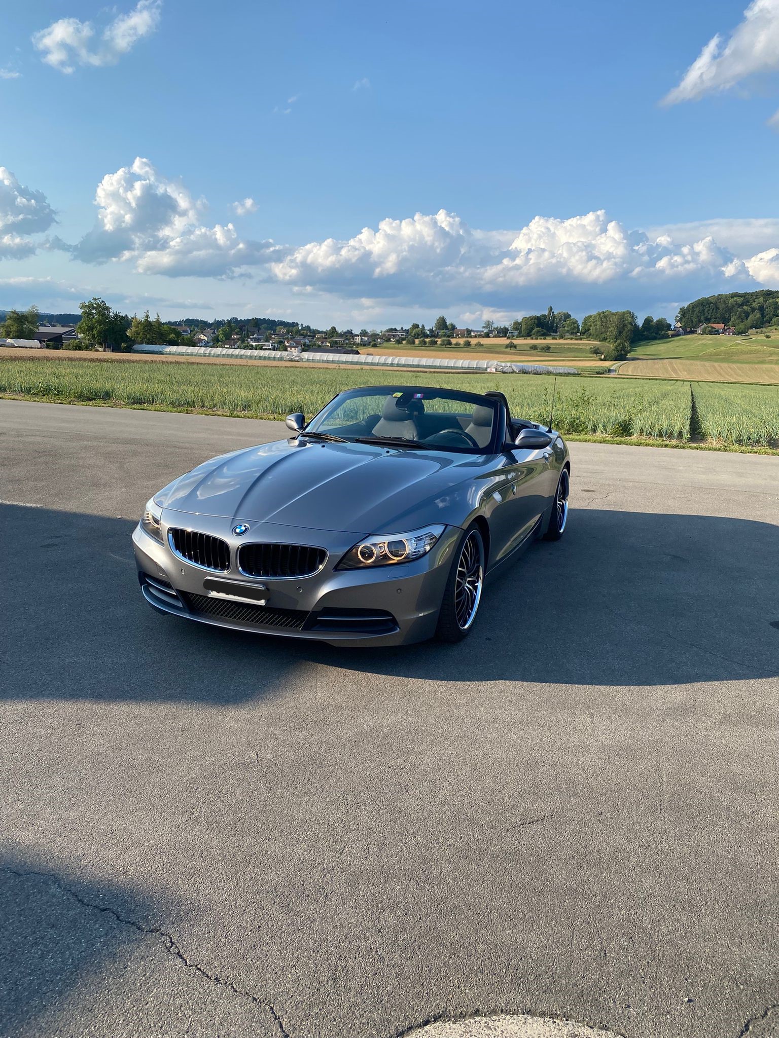 BMW Z4 sDrive23i-image-4