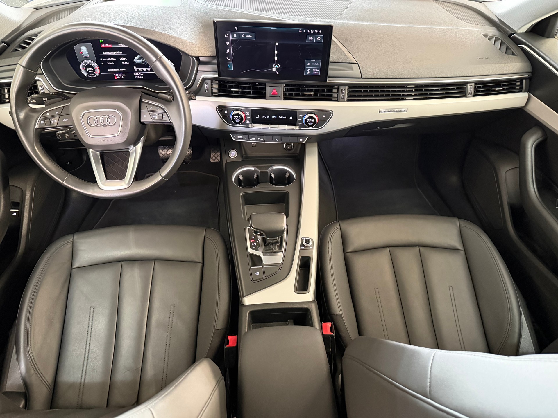 AUDI A4 Avant 40 TDI Attraction quattro S-tronic-image-7
