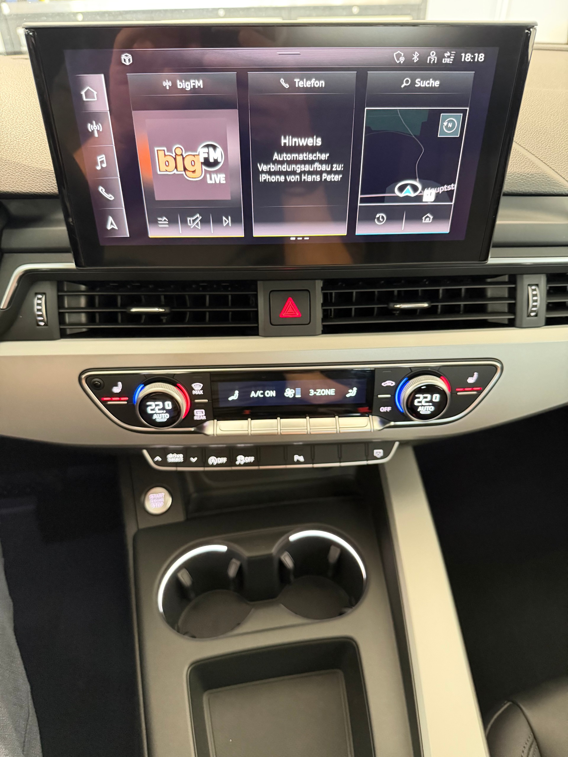 AUDI A4 Avant 40 TDI Attraction quattro S-tronic-image-14