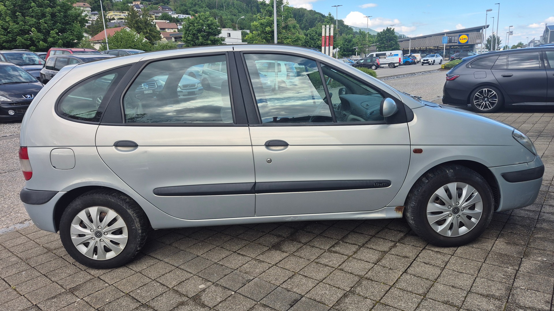 RENAULT Scénic 1.9 dTi Alizé Automatic-image-3