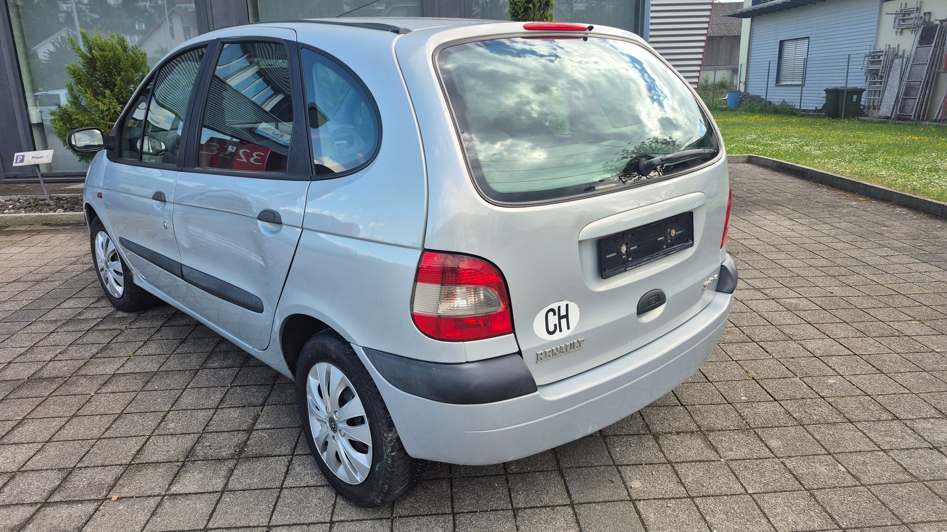 RENAULT Scénic 1.9 dTi Alizé Automatic-image-6