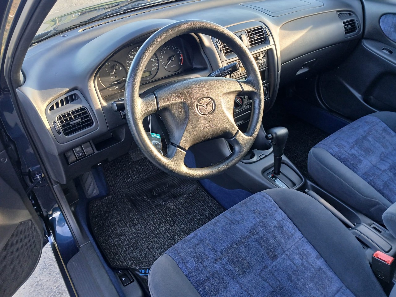 MAZDA 2.0 16 V-image-6