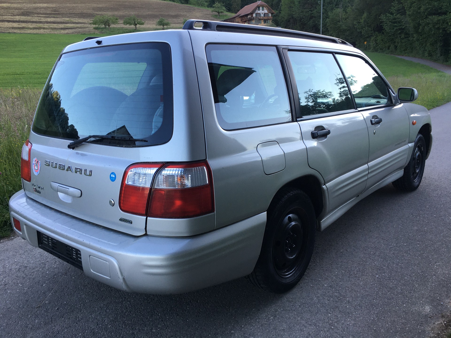 SUBARU Forester 2.0 Turbo Club A-image-3