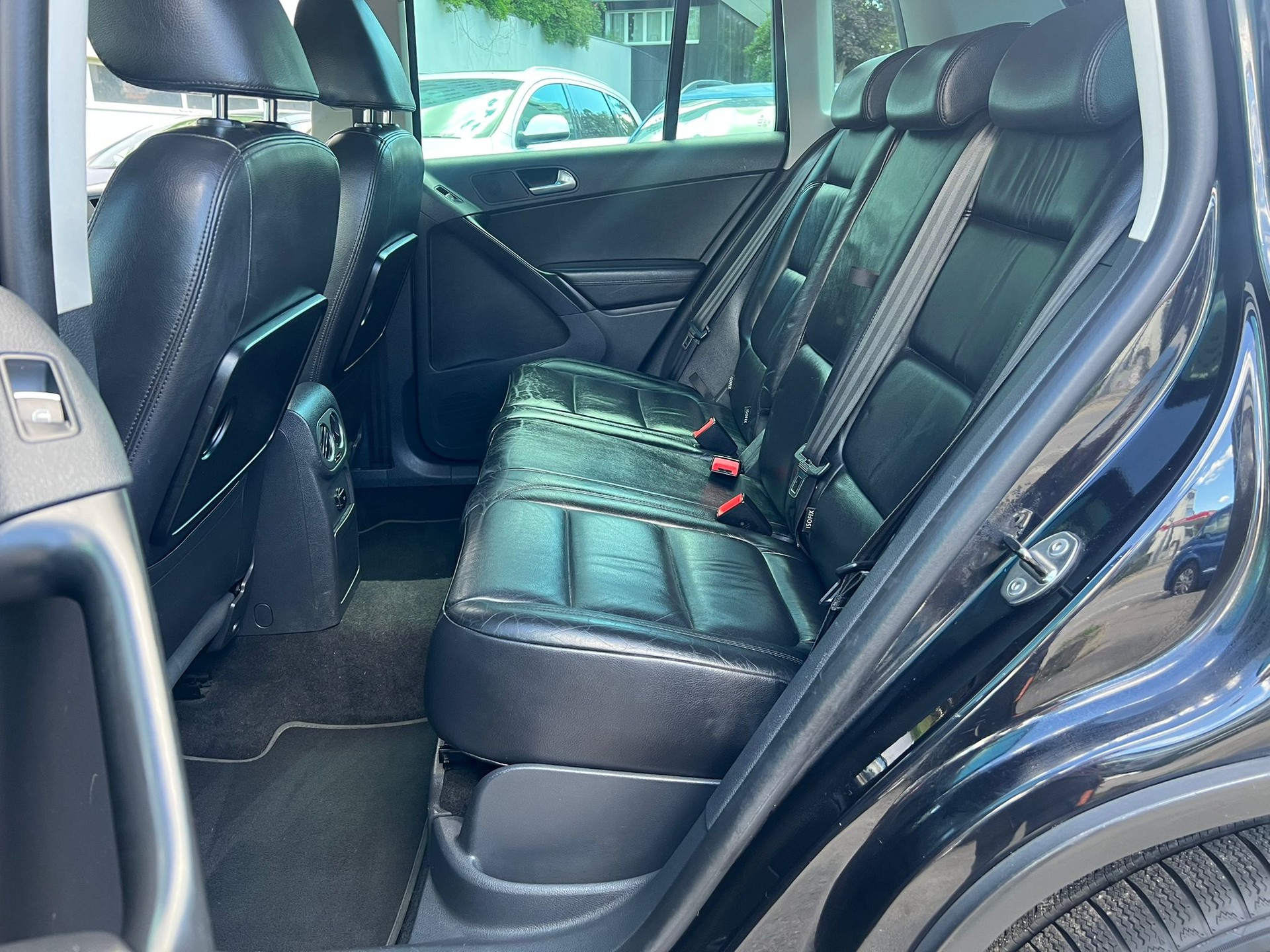 VW Tiguan 2.0 TSI Team DSG-image-10