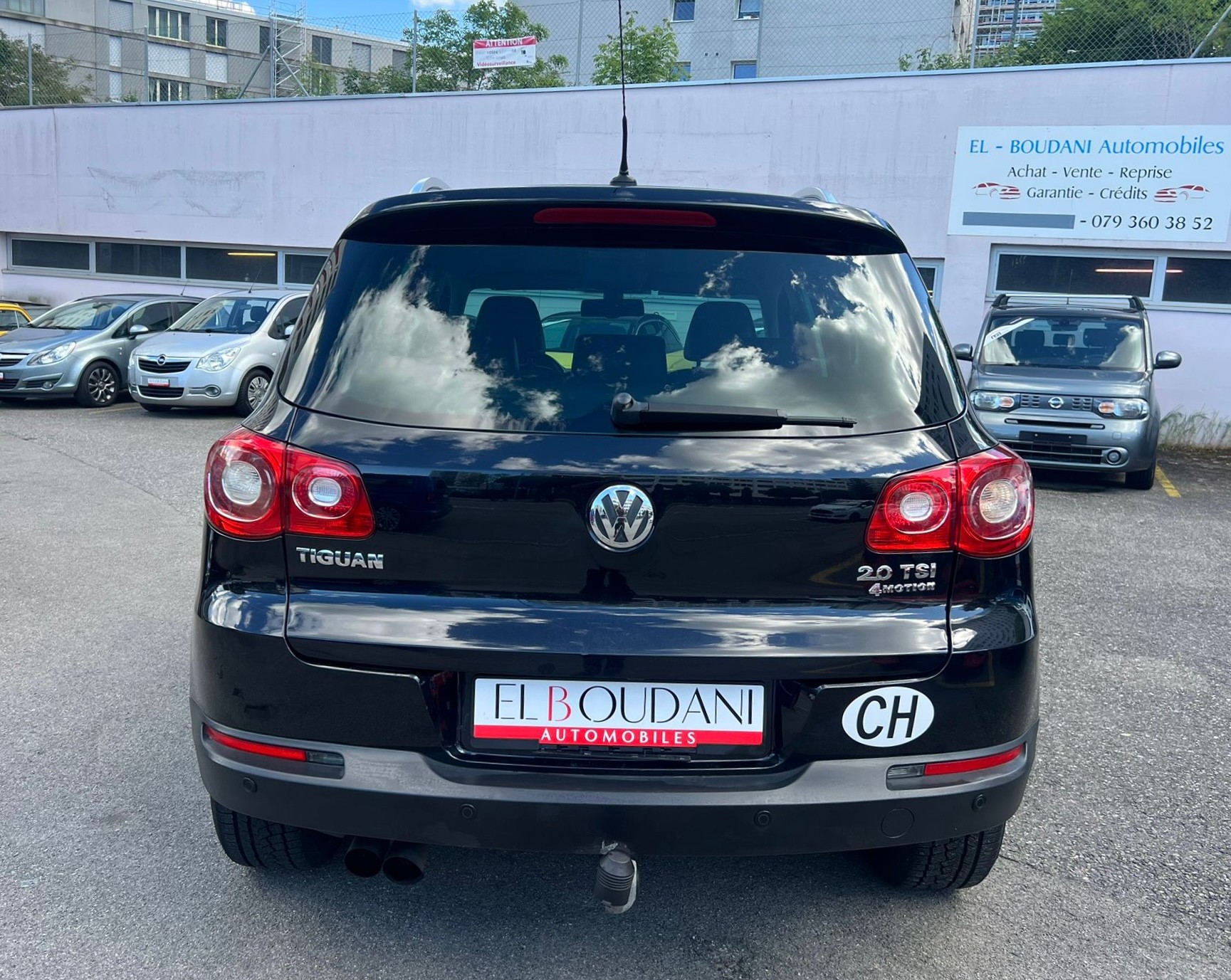 VW Tiguan 2.0 TSI Team DSG-image-4