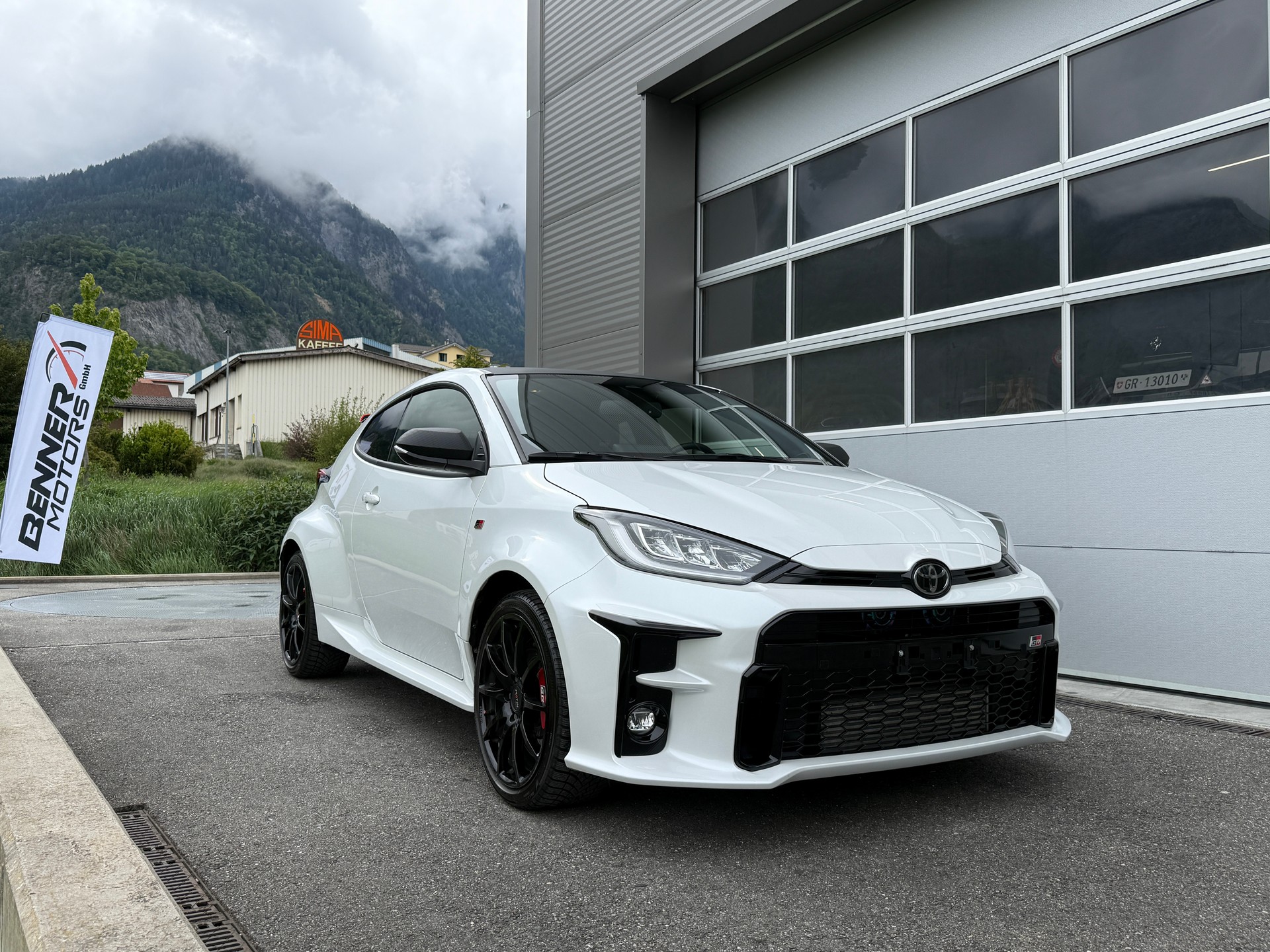 TOYOTA Yaris 1.6 GR Sport - Track Pack-image-0