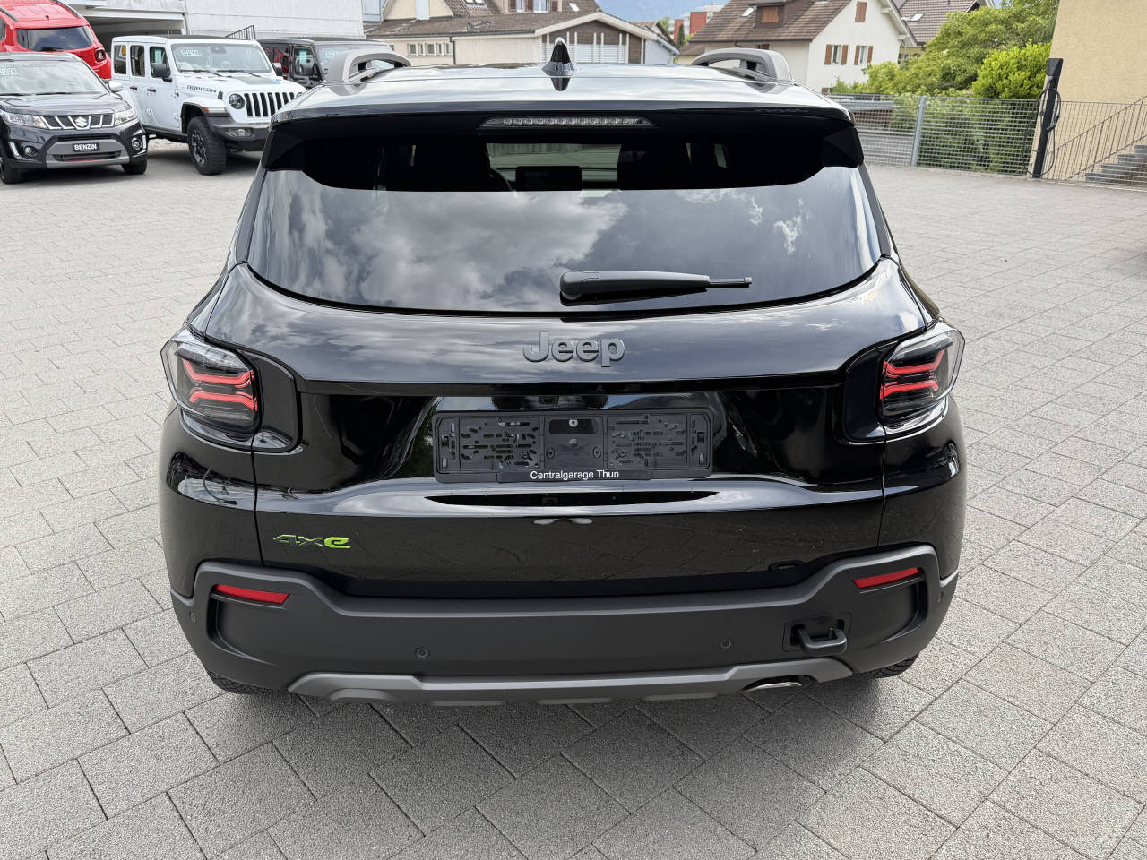 JEEP Avenger 1.2 MHEV Overland 4xe-image-4