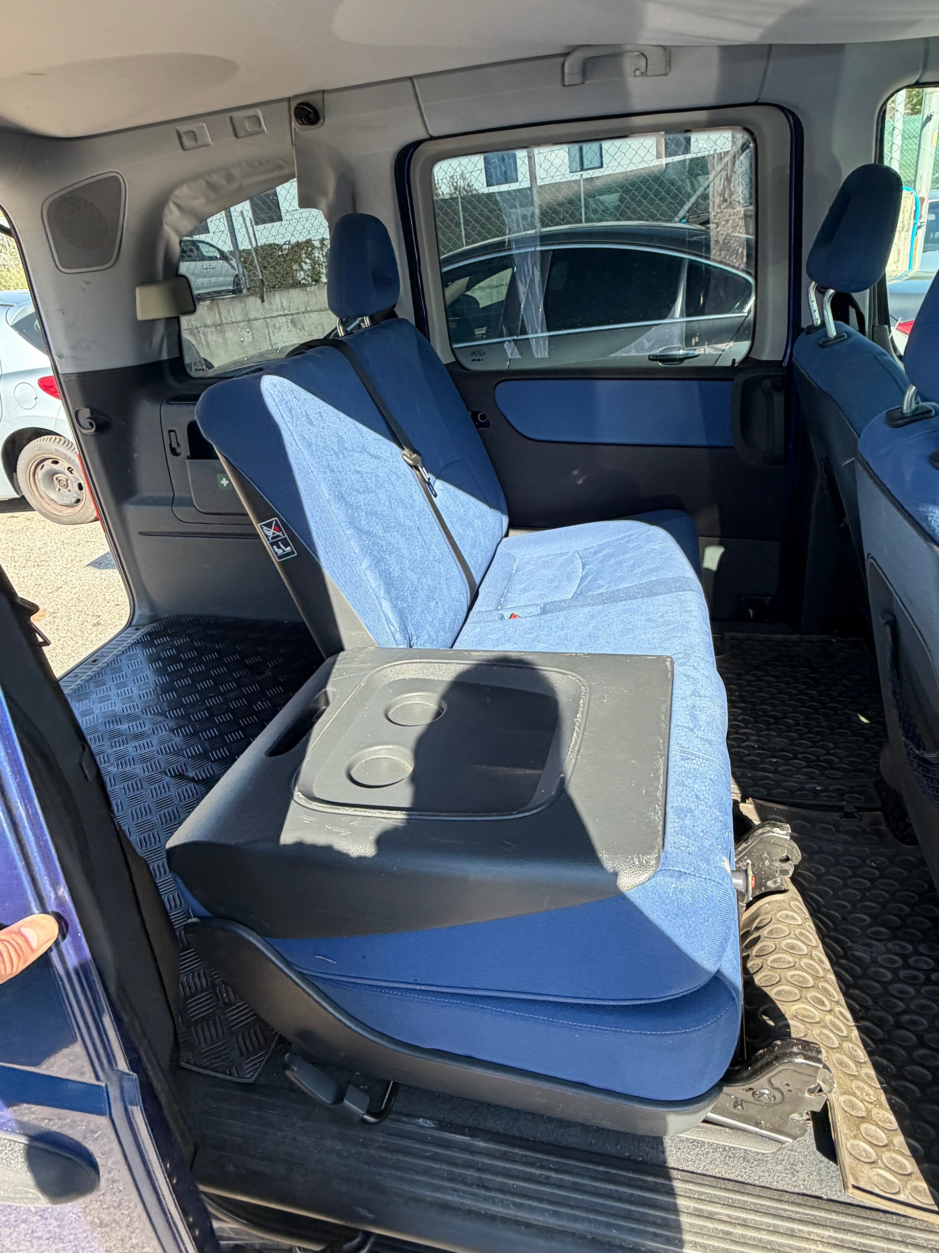 MERCEDES-BENZ Vaneo 1.9i Family-image-7