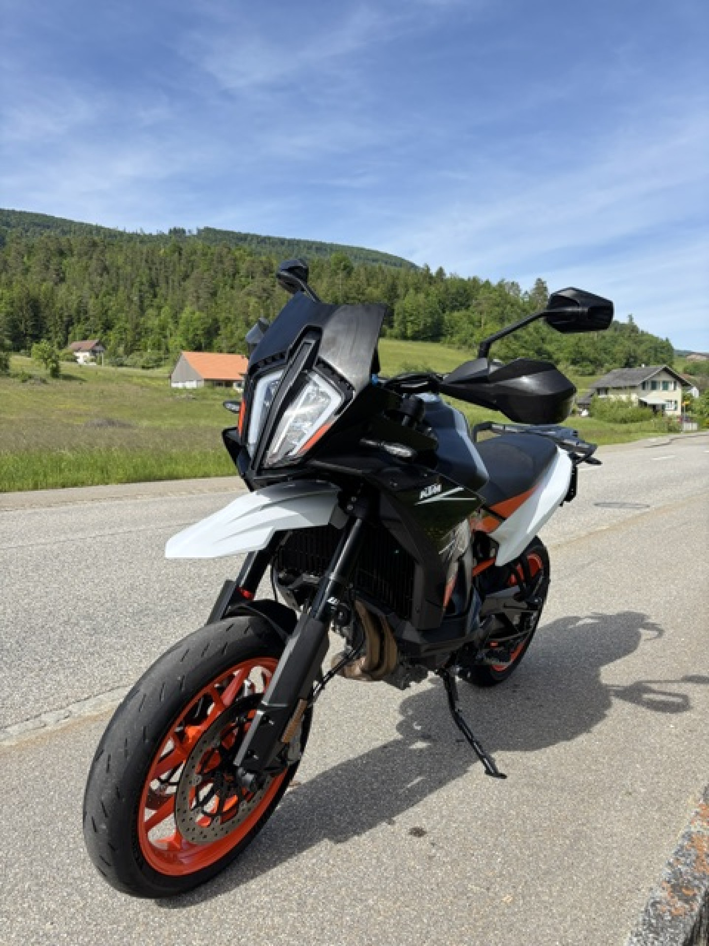 KTM 890 SMT-image-4